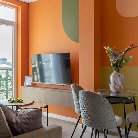 Playful & Bright 1br Near The Faculty Of Law Bucharest