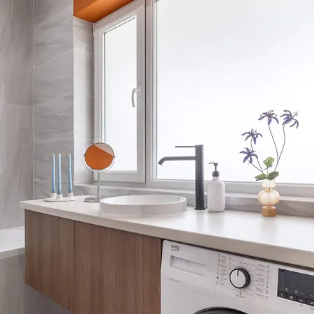 Playful & Bright 1br Near The Faculty Of Law Апартаменты Бухарест