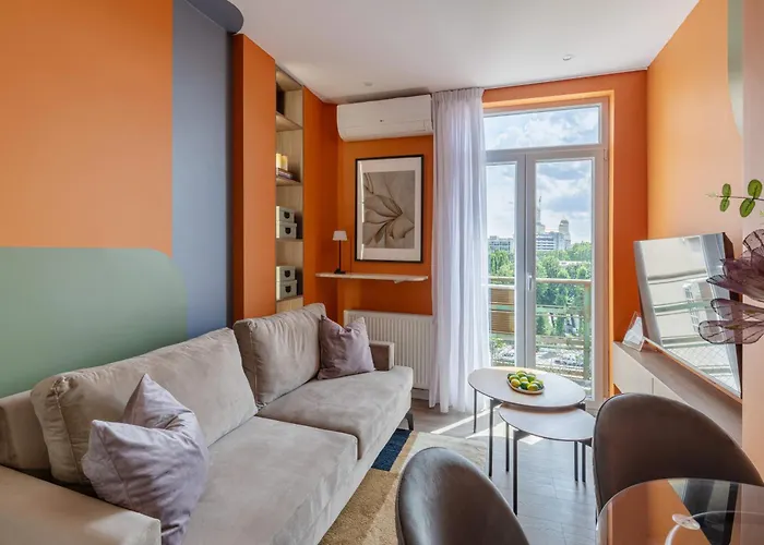 Playful & Bright 1br Near The Faculty Of Law