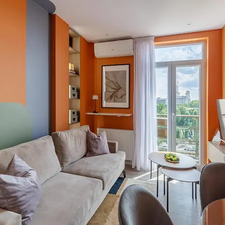 Playful & Bright 1br Near The Faculty Of Law
